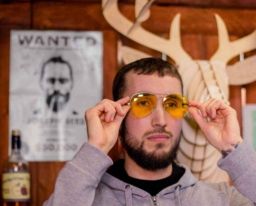 Far Cry 5 Sunglasses Are Super Cool But There S Only 500 For Sale Far Cry 5 Sunglasses Are Super Cool But There S Only 500 For Sale