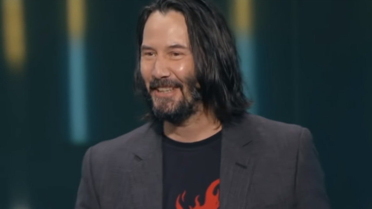 keanu reeves cyberpunk statue