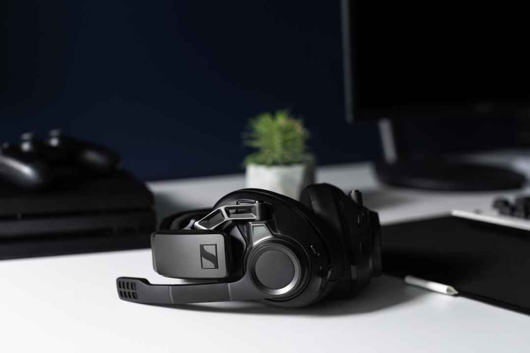 Sennheiser GSP 670 Wireless Gaming Headset Review PlayStation Universe