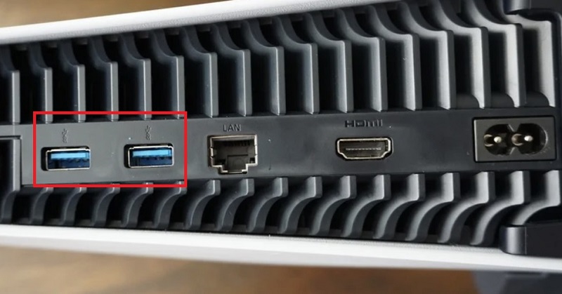 PS5 USB ports 1