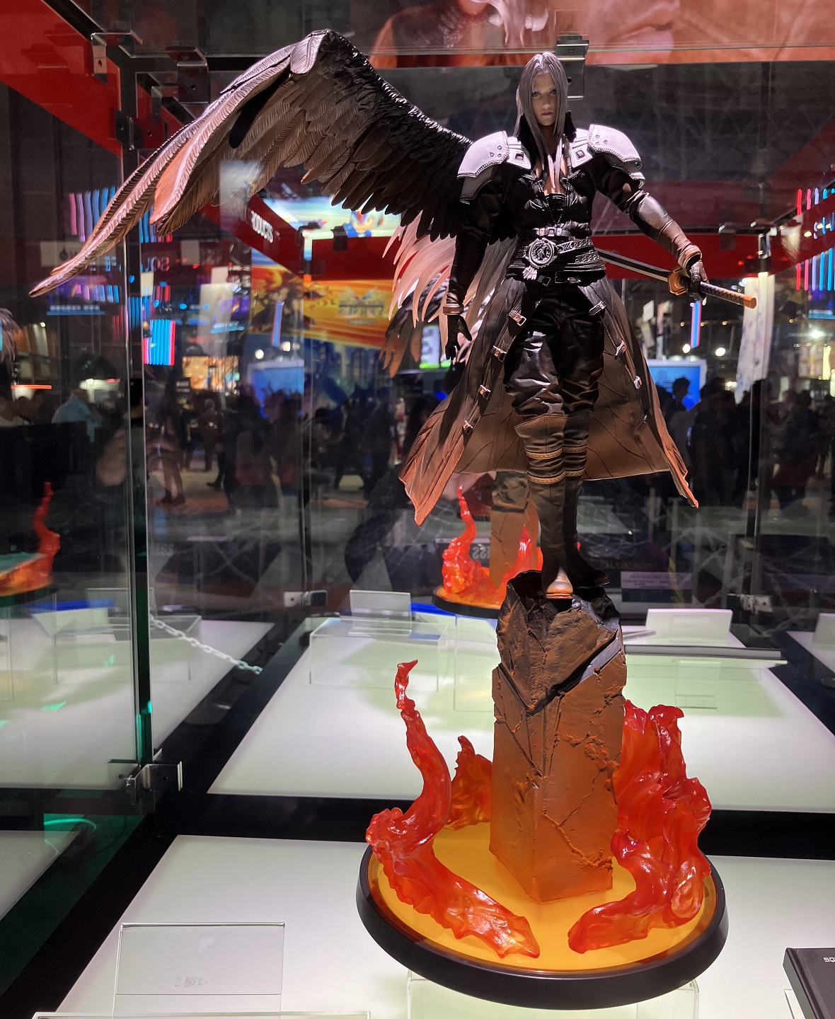 Final Fantasy 7 Rebirth: edição de colecionador tem estátua gigante de  Sephiroth - Game Arena