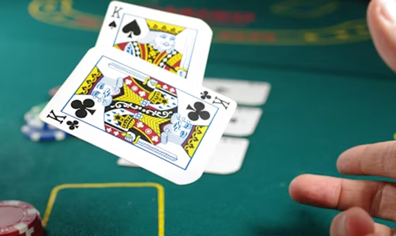 What Are Sweepstakes Casinos? A Guide to Free, Risk-Free Casino Games & Real Prizes